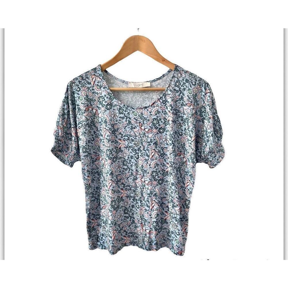 LOFT blue floral short sleeved Top